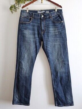 Wrangler Retro Slim Straight Jeans Men’s 35x32 Medium Wash Stretch Denim Cowboy
